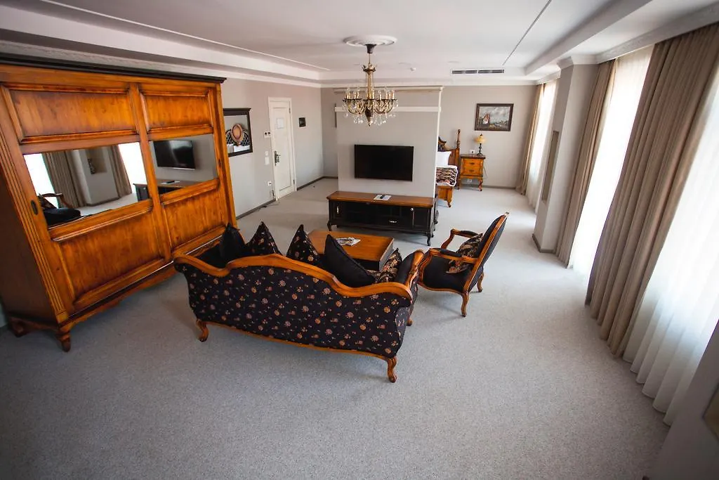 Boutique Hotel Baku 4*,