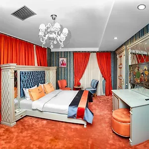 4* Отель Manor Luxury
