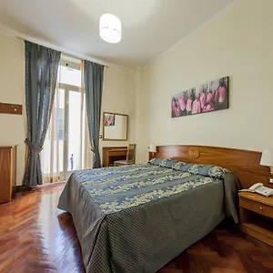 https://hotel-domus-praetoria-rome.it-romehotels.com